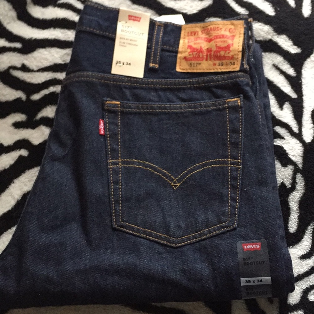 Levis 517